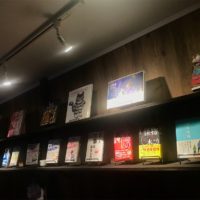 お酒を飲みながら本が読めるバー！！『古民家Bar 書斎』で読書をしよう